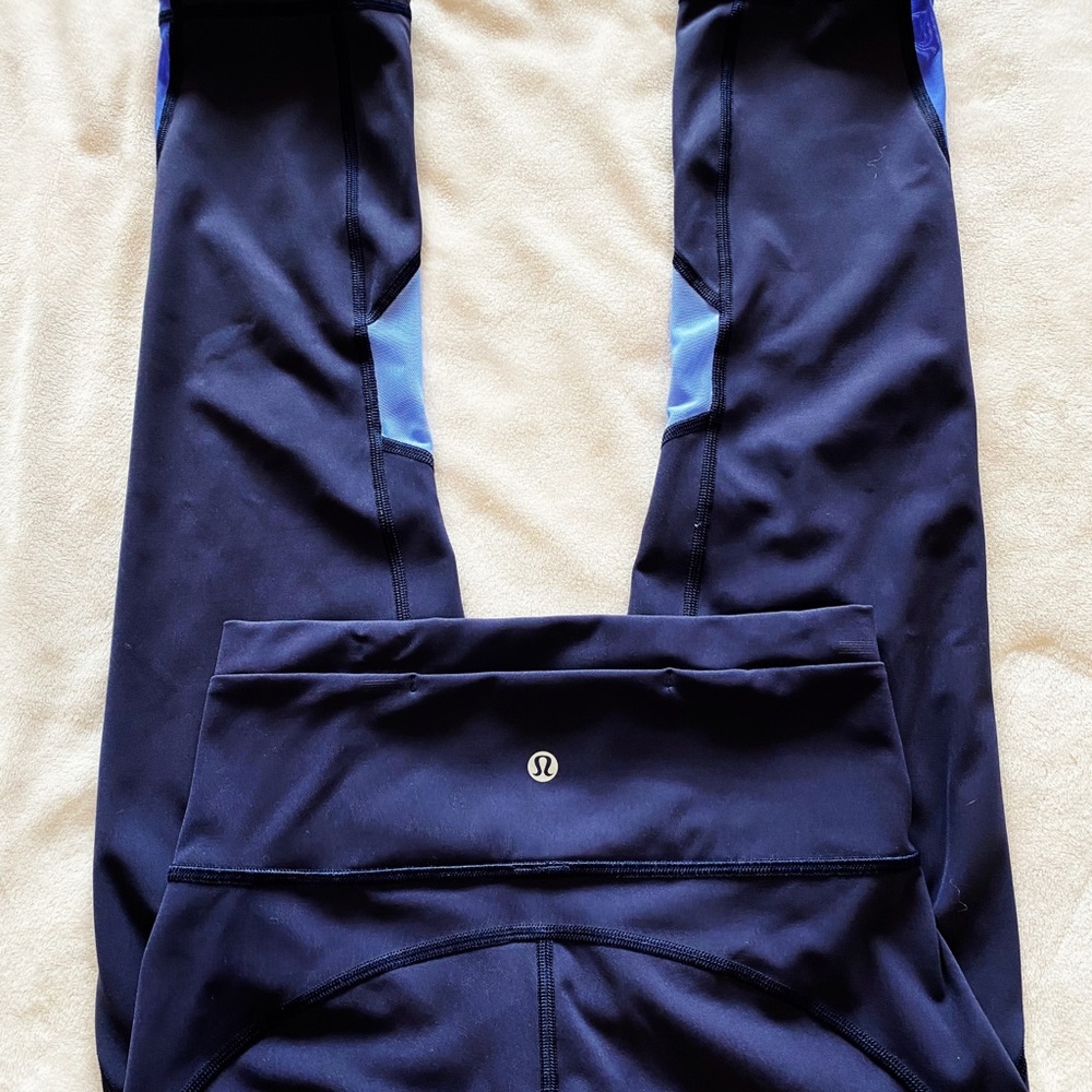 Fresh in Mesh Tight 21” royal size 4 gently worn leggings - Picture 3 of 5